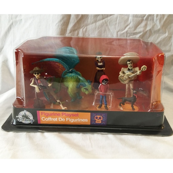 coco figurine play set